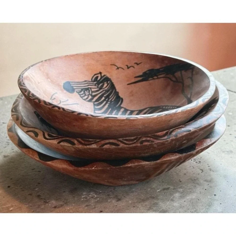 Exotic Carved & Painted Wooden African Bowls Elephant, Giraffe, Lion, & Zebra
